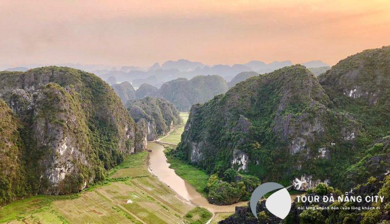 Ninh Bình Địa điểm du lịch nổi tiếng Việt Nam