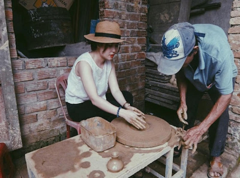 Học làm gốm cùng nghệ nhân